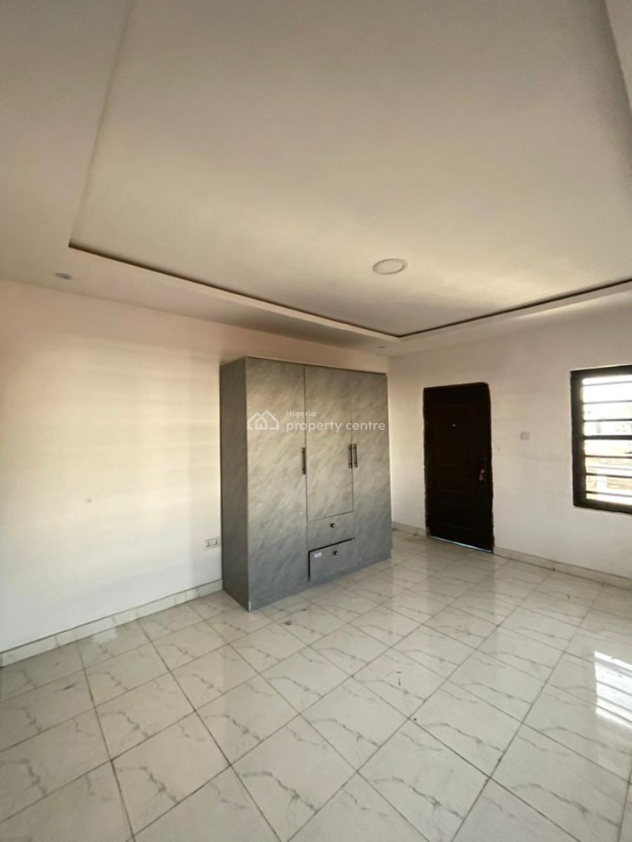 3 Bedroom Semi Detached Duplex, Olowora, Magodo, Lagos, Semi-detached Duplex for Sale