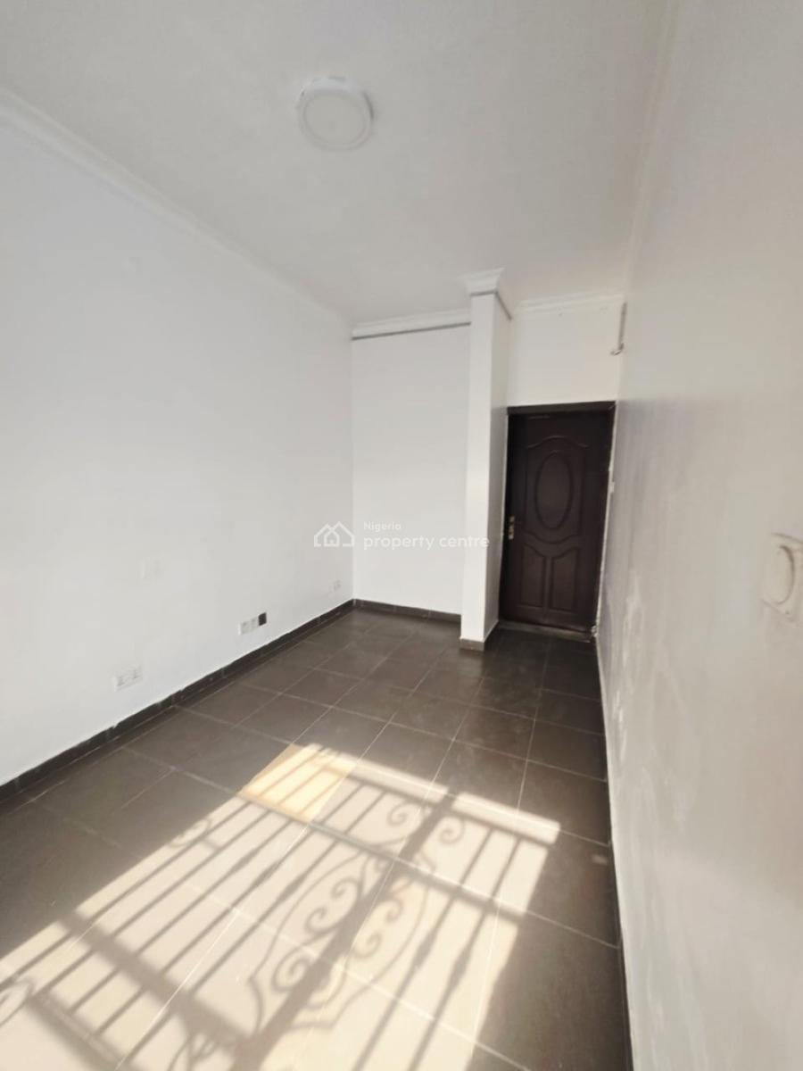 Commercial 5 Bedroom En Suite Semi Detached Duplex, Lekki Phase 1, Lekki, Lagos, Office Space for Rent