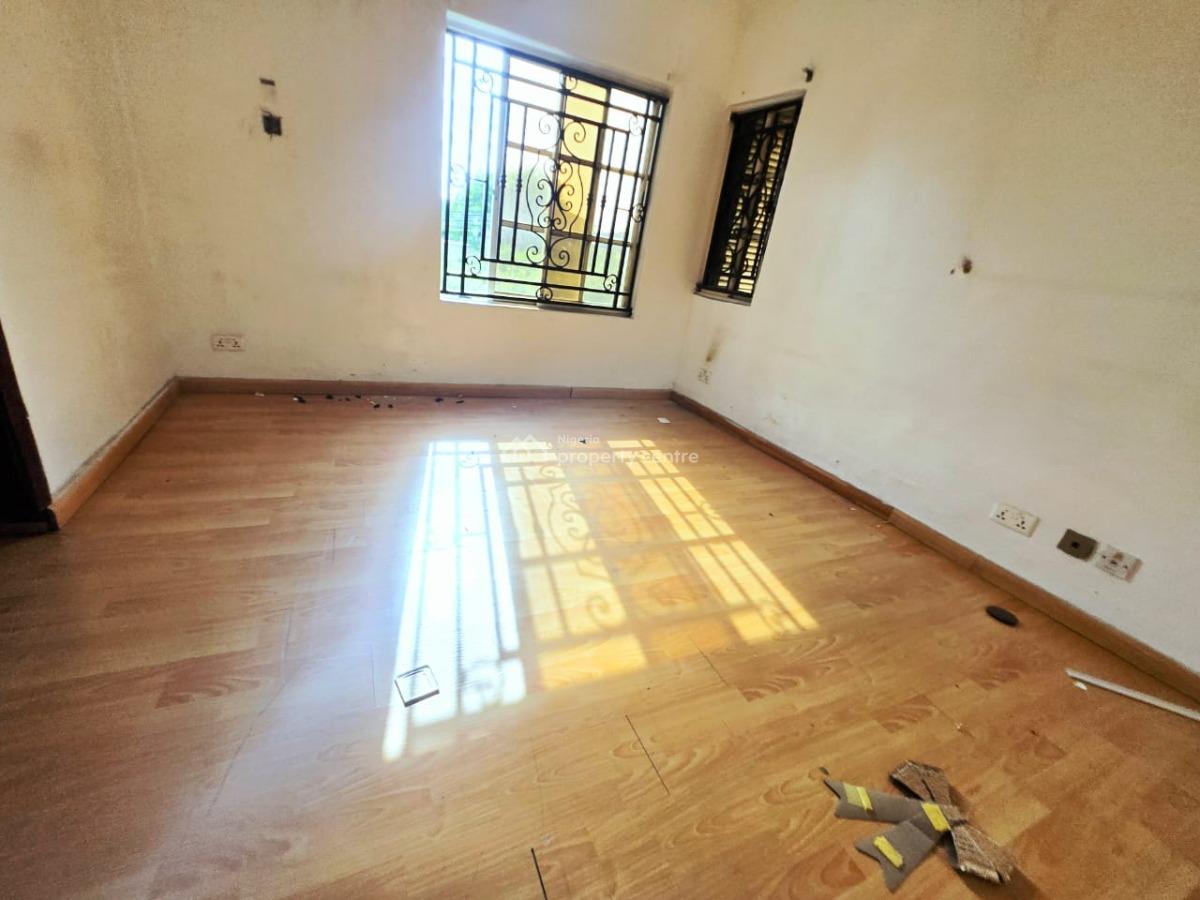 Commercial 5 Bedroom En Suite Semi Detached Duplex, Lekki Phase 1, Lekki, Lagos, Office Space for Rent