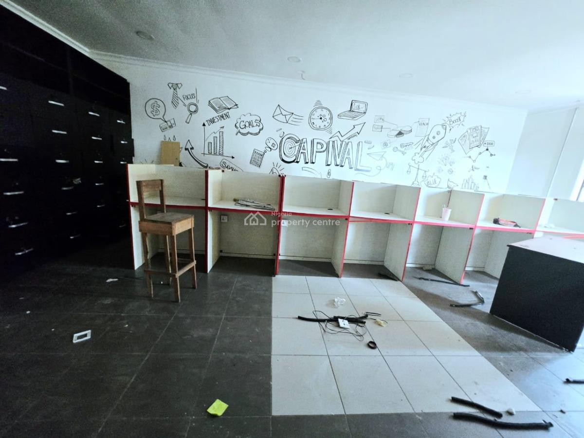 Commercial 5 Bedroom En Suite Semi Detached Duplex, Lekki Phase 1, Lekki, Lagos, Office Space for Rent