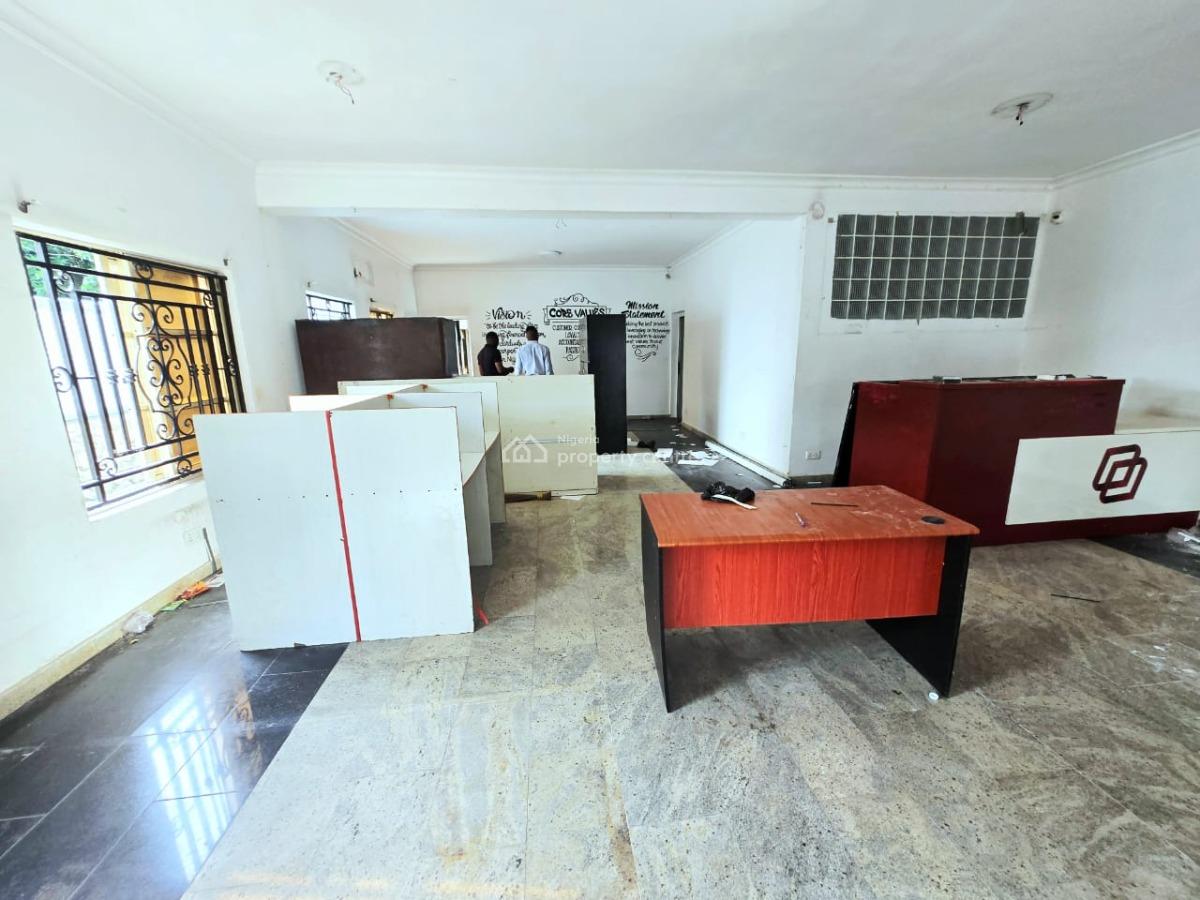 Commercial 5 Bedroom En Suite Semi Detached Duplex, Lekki Phase 1, Lekki, Lagos, Office Space for Rent