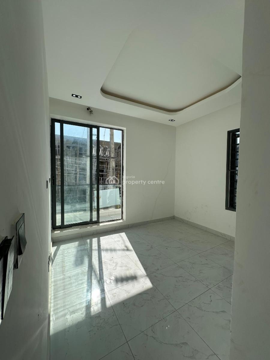 Very Spacious 2 Bedroom Apartment Perfect for Investment, Ikate, Lekki, Lagos, Flat / Apartment for Sale