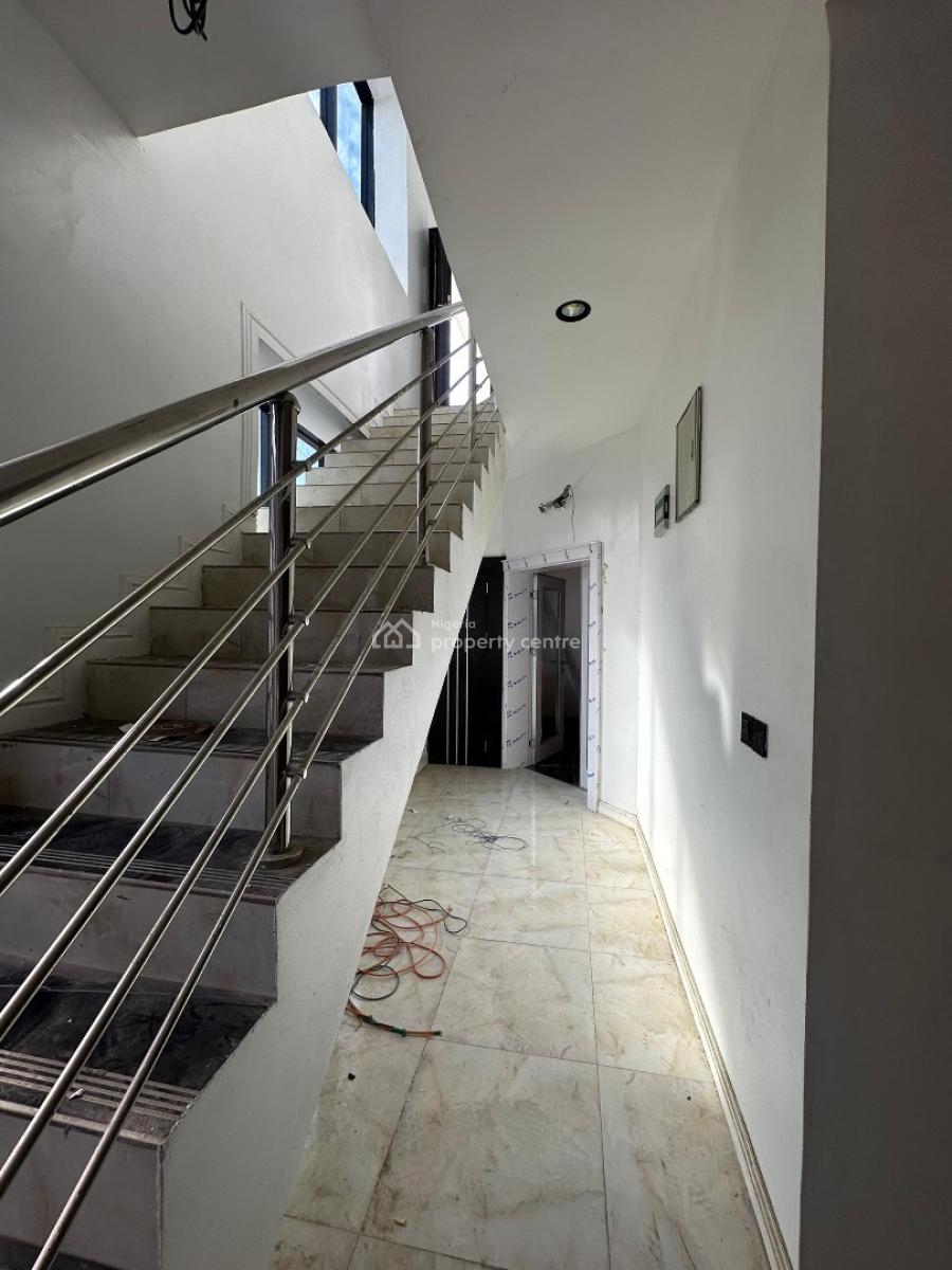 Spacious Luxury  2 Bedroom Maissonette Perfect for Investment Or Residential, Ikate, Lekki, Lagos, Flat / Apartment for Sale