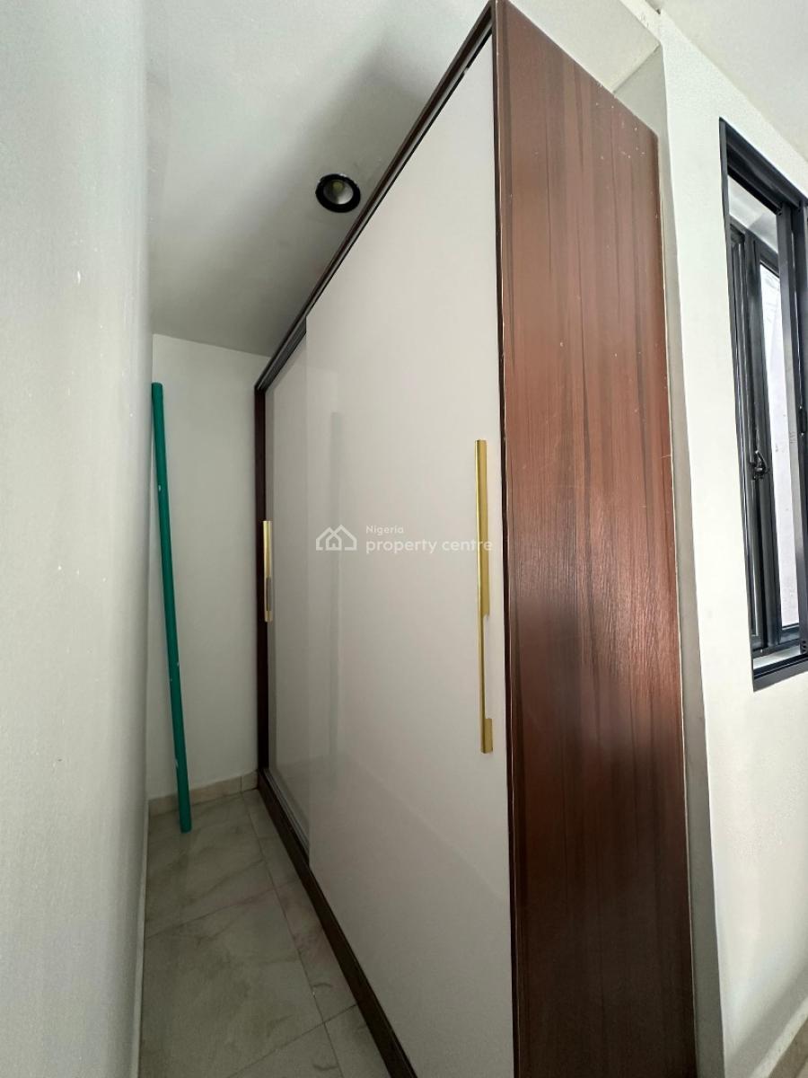 Luxury 1 Bedroom Penthouse with Elevator and Open Rooftop, Ikate, Lekki, Lagos, Flat / Apartment for Sale