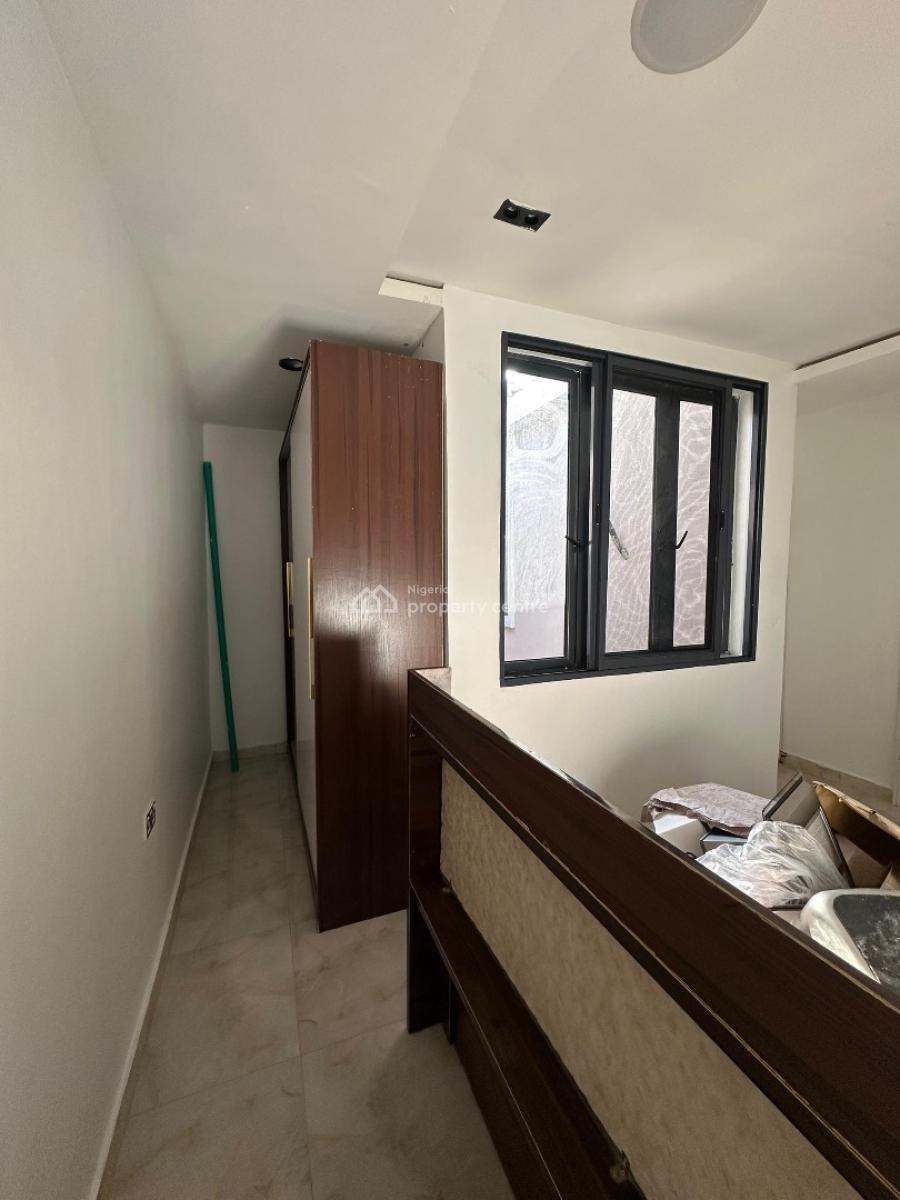 Luxury 1 Bedroom Penthouse with Elevator and Open Rooftop, Ikate, Lekki, Lagos, Flat / Apartment for Sale