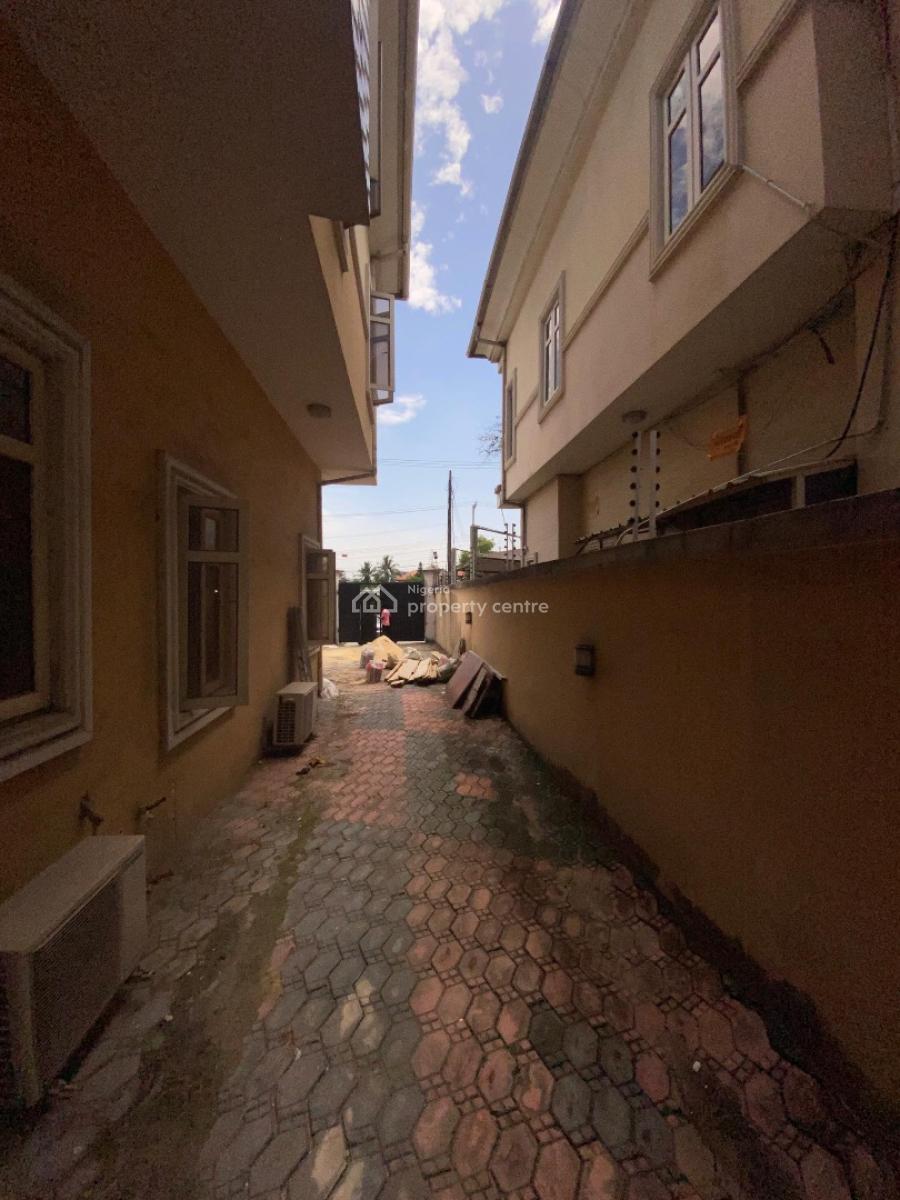 Spacious 5 Bedroom Detached Duplex with a Bq, Lekki Phase 1, Lekki, Lagos, Detached Duplex for Rent