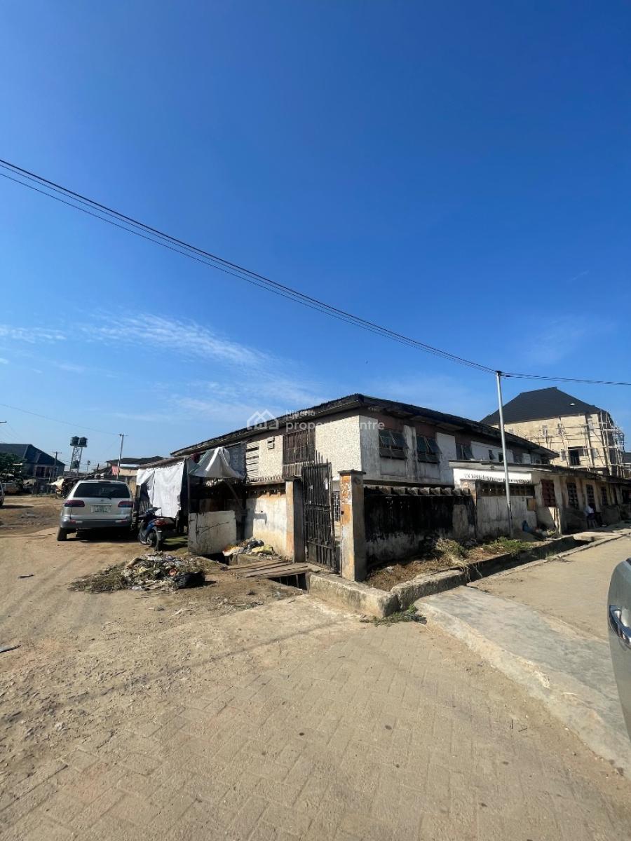 Demolishable Building on 960sqm in a Strategic Location, Akoka, Yaba, Lagos, Mixed-use Land for Sale
