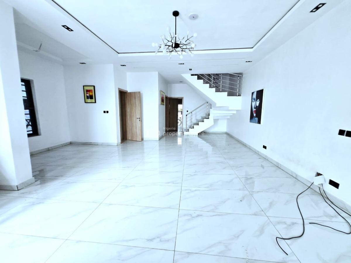 4 Bedroom Semi-detached with Bq, Ikate Elegushi, Lekki, Lagos, Semi-detached Duplex for Sale