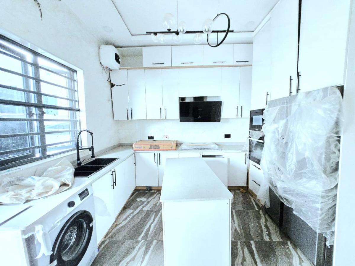 4 Bedroom Semi-detached with Bq, Ikate Elegushi, Lekki, Lagos, Semi-detached Duplex for Sale