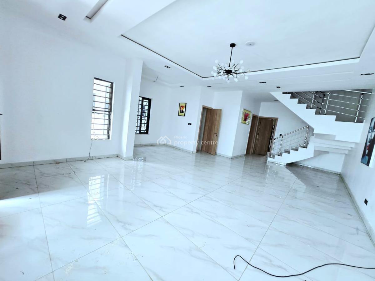 4 Bedroom Semi-detached with Bq, Ikate Elegushi, Lekki, Lagos, Semi-detached Duplex for Sale