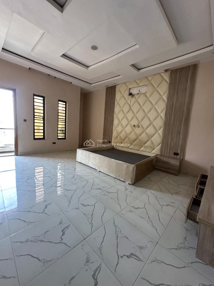 Distress Offer! Very Neat 4 Bedroom Duplex Semi-detached Duplex, Ikota Gra, Ajah, Lagos, Semi-detached Duplex for Sale