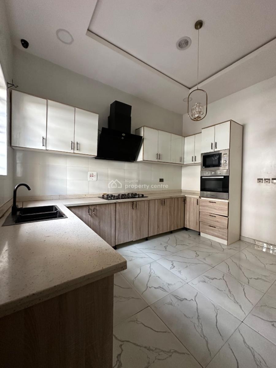 Distress Offer! Very Neat 4 Bedroom Duplex Semi-detached Duplex, Ikota Gra, Ajah, Lagos, Semi-detached Duplex for Sale