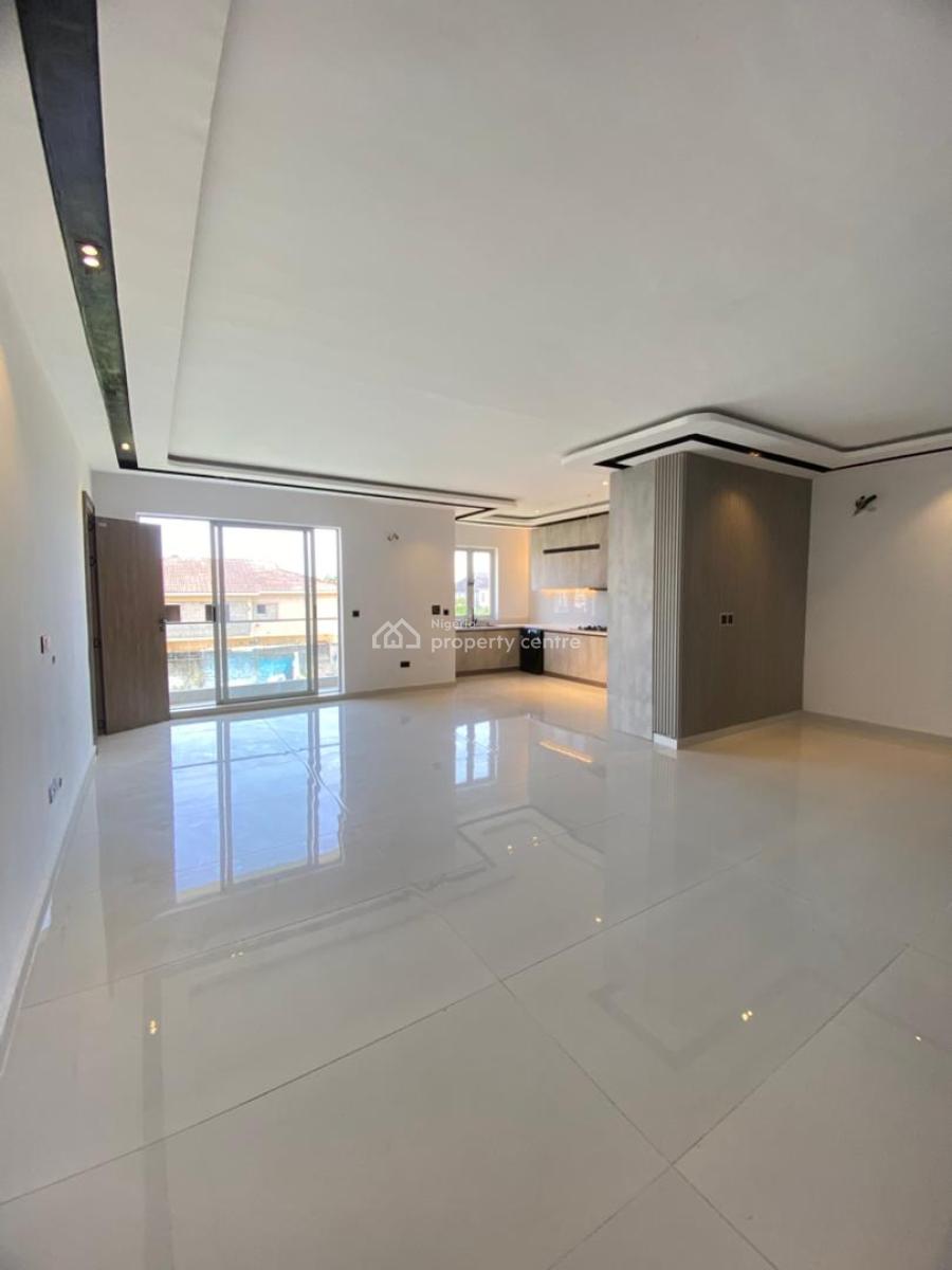 2 Bedroom Maisonette with Bq, Lekki Phase 1, Lekki, Lagos, Flat / Apartment for Sale