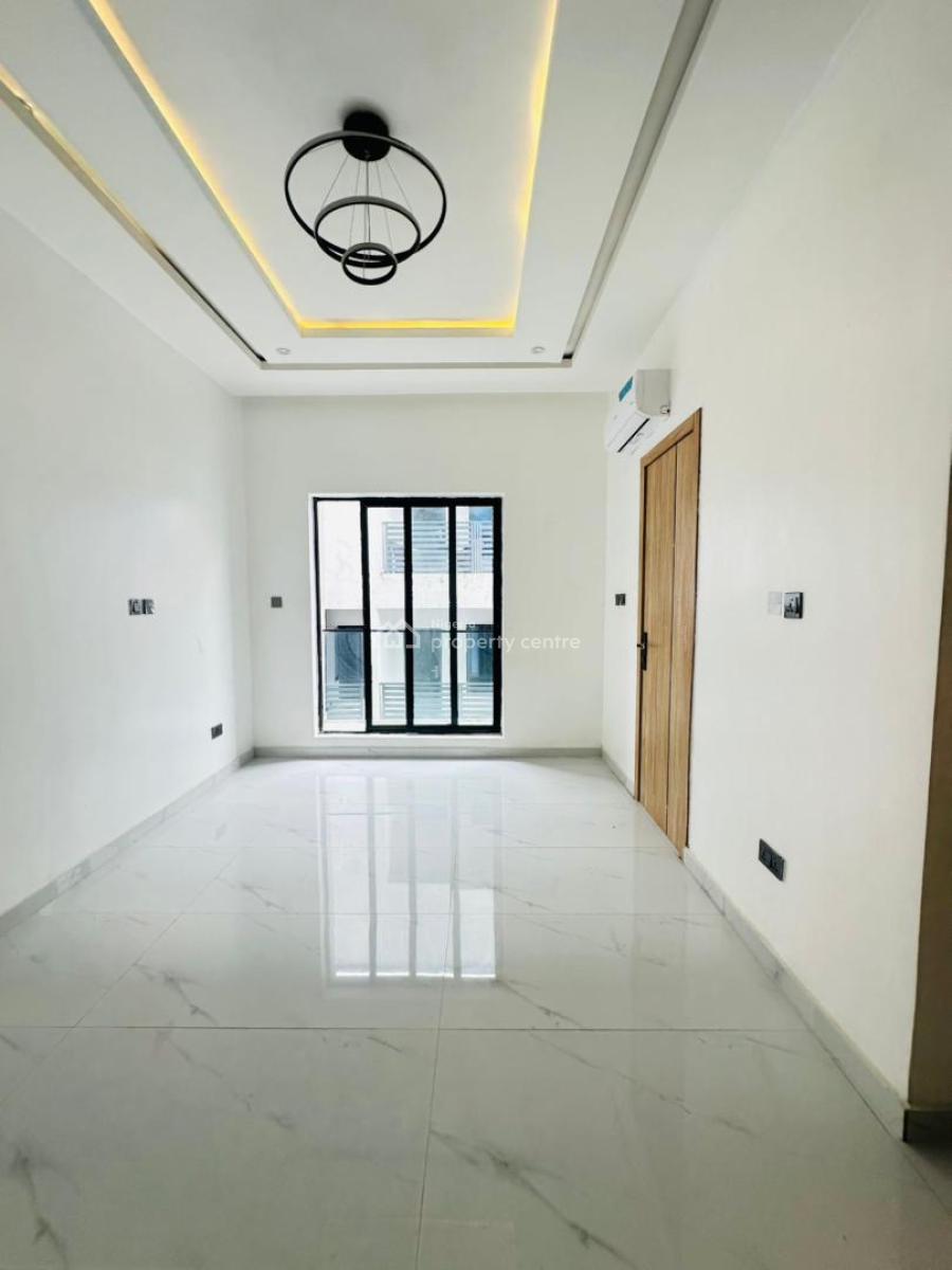 2bedroom Apartment with Swimming Pool ,gym&elevator, Ikate ,lekki ,lagos ,nigeria, Ikate, Lekki, Lagos, Flat / Apartment for Rent