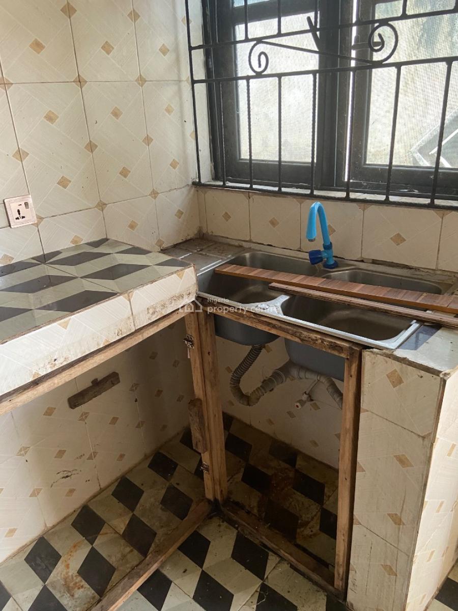 a Spacious 2 Bedroom Flat with Pop, Lapega Estate Along Lucky Fiber Road Road, Ikorodu, Lagos State, Ikorodu, Lagos, Flat / Apartment for Rent