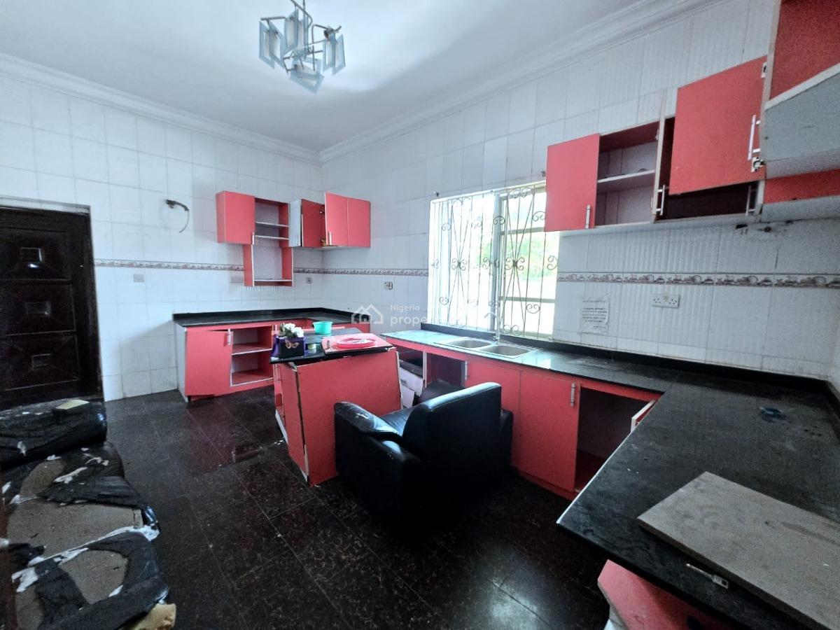 Massive 5 Bedroom Detached House, Pinnock Beach Estate, Osapa, Lekki, Lagos, Detached Duplex for Sale