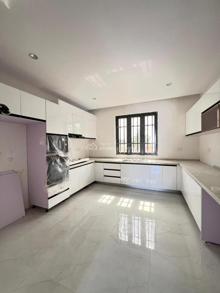 Exquisite 3 Bedroom Apartment with an Elevator in a Well Secured Estate, Ikoyi, Lagos, Flat / Apartment for Sale