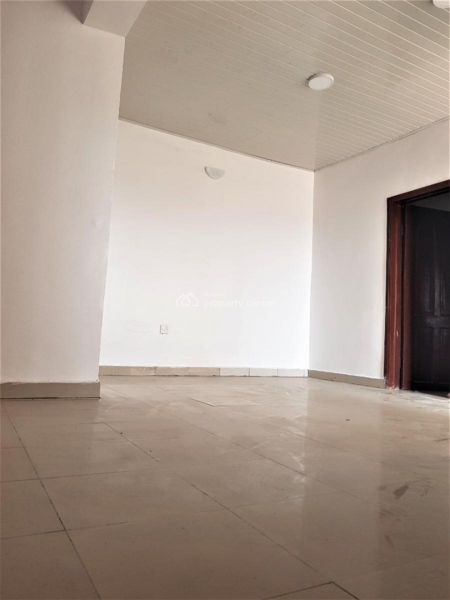 Mini Flat on a Penthouse in a Serene Neighbourhood, Igbo Efon, Lekki, Lagos, Mini Flat (room and Parlour) for Rent