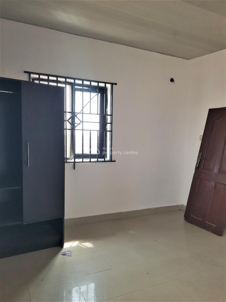 Mini Flat on a Penthouse in a Serene Neighbourhood, Igbo Efon, Lekki, Lagos, Mini Flat (room and Parlour) for Rent