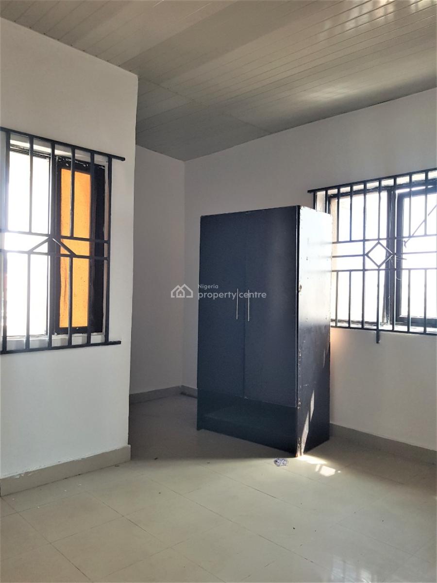 Mini Flat on a Penthouse in a Serene Neighbourhood, Igbo Efon, Lekki, Lagos, Mini Flat (room and Parlour) for Rent