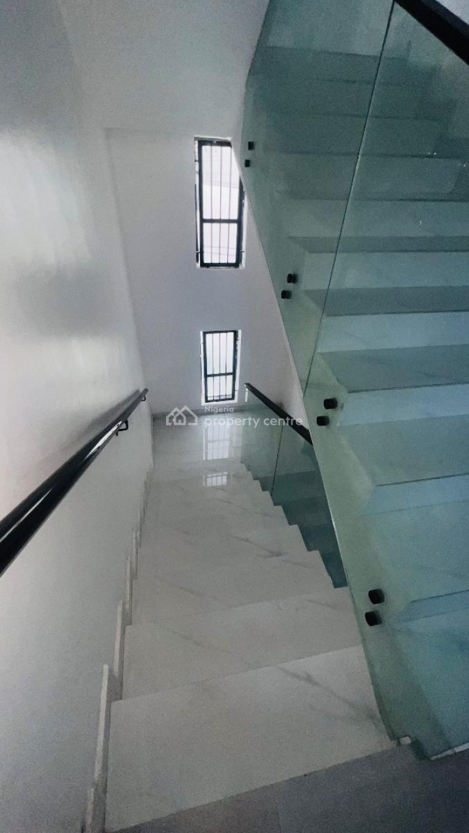 Luxury 5 Bedrooms House +bq, No 2 Lekki Peninsula, Lekki Phase 2, Lekki, Lagos, Detached Duplex for Sale