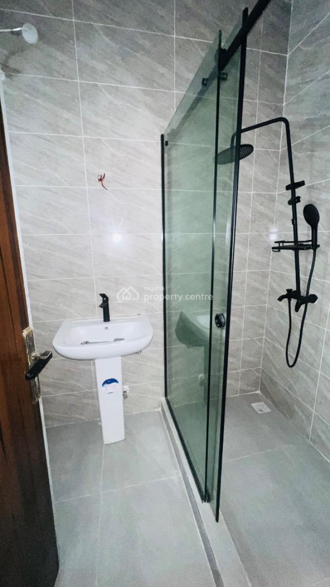 Luxury 5 Bedrooms House +bq, No 2 Lekki Peninsula, Lekki Phase 2, Lekki, Lagos, Detached Duplex for Sale