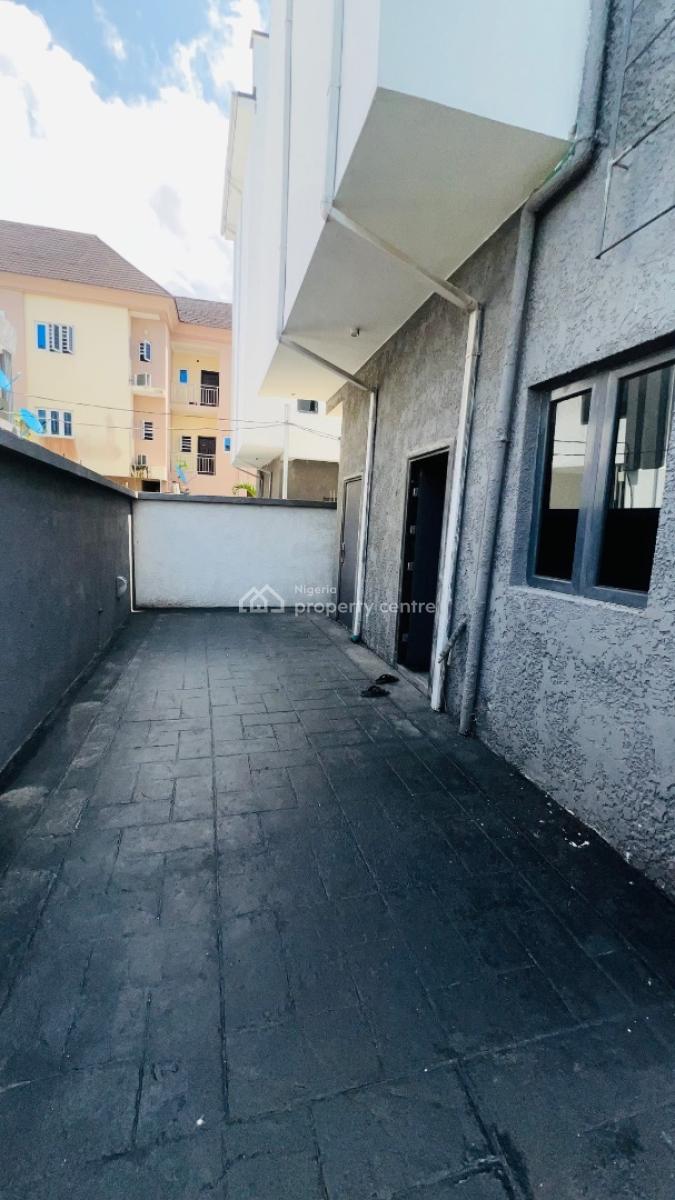 Luxury 5 Bedrooms House +bq, No 2 Lekki Peninsula, Lekki Phase 2, Lekki, Lagos, Detached Duplex for Sale