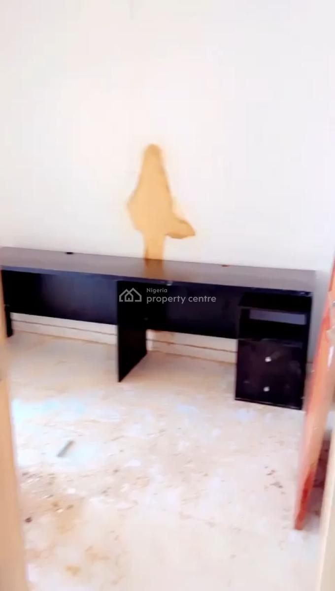 Executive Office Space, Adekunle, Yaba, Lagos, Office Space for Rent