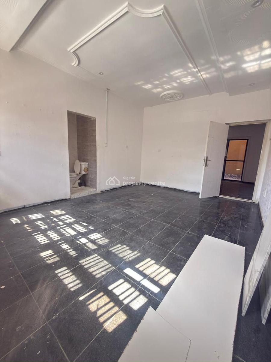 1 Bedroom Apartment, Lekki Phase 1, Lekki, Lagos, Mini Flat (room and Parlour) for Rent