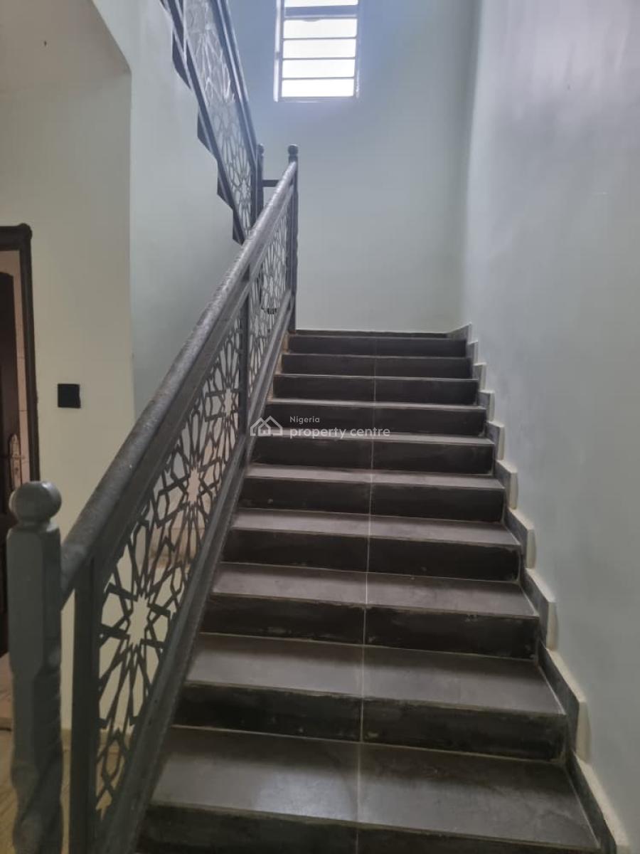Luxury Spacious Brand New 2 Bedroom Apartment, Von Road, Lugbe District, Abuja, Flat / Apartment for Rent