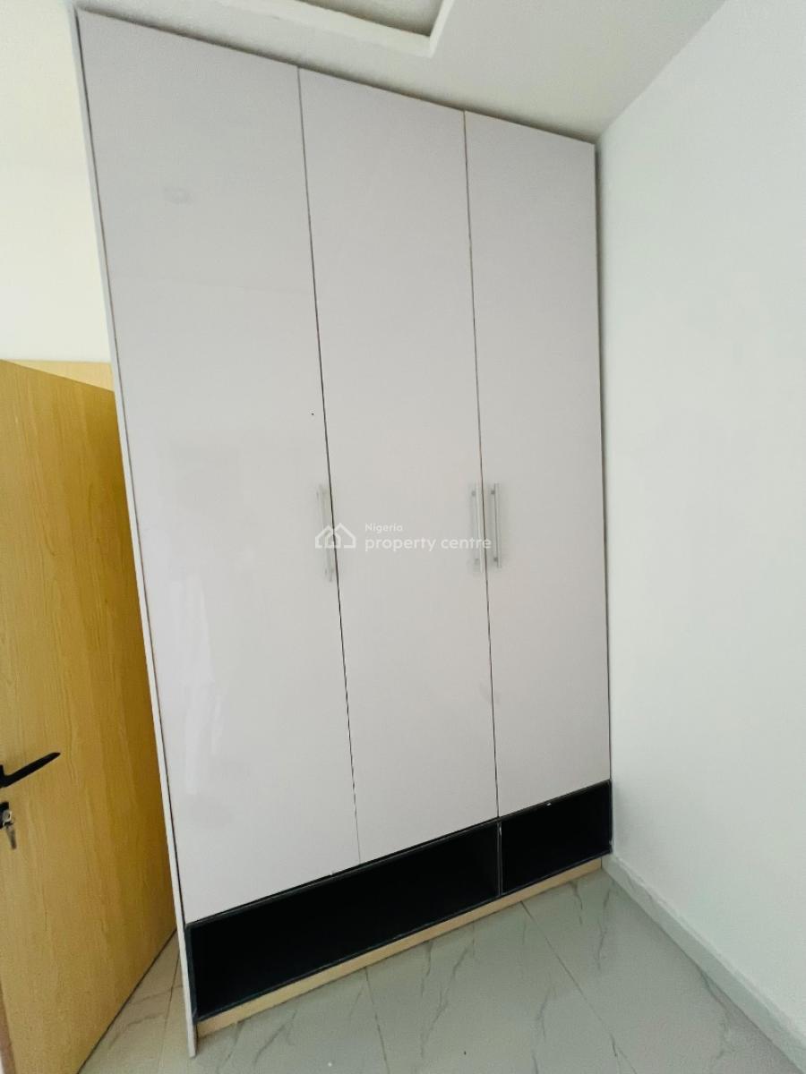 2/3 Bedroom Apartment  120/150 Million, Ikota, Lekki, Lagos, Flat / Apartment for Sale