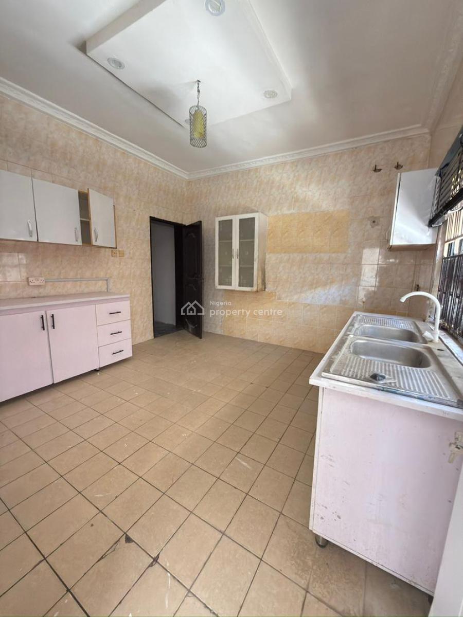 1 Bedroom Spacious Apartment, Lekki Phase 1, Lekki, Lagos, Mini Flat (room and Parlour) for Rent