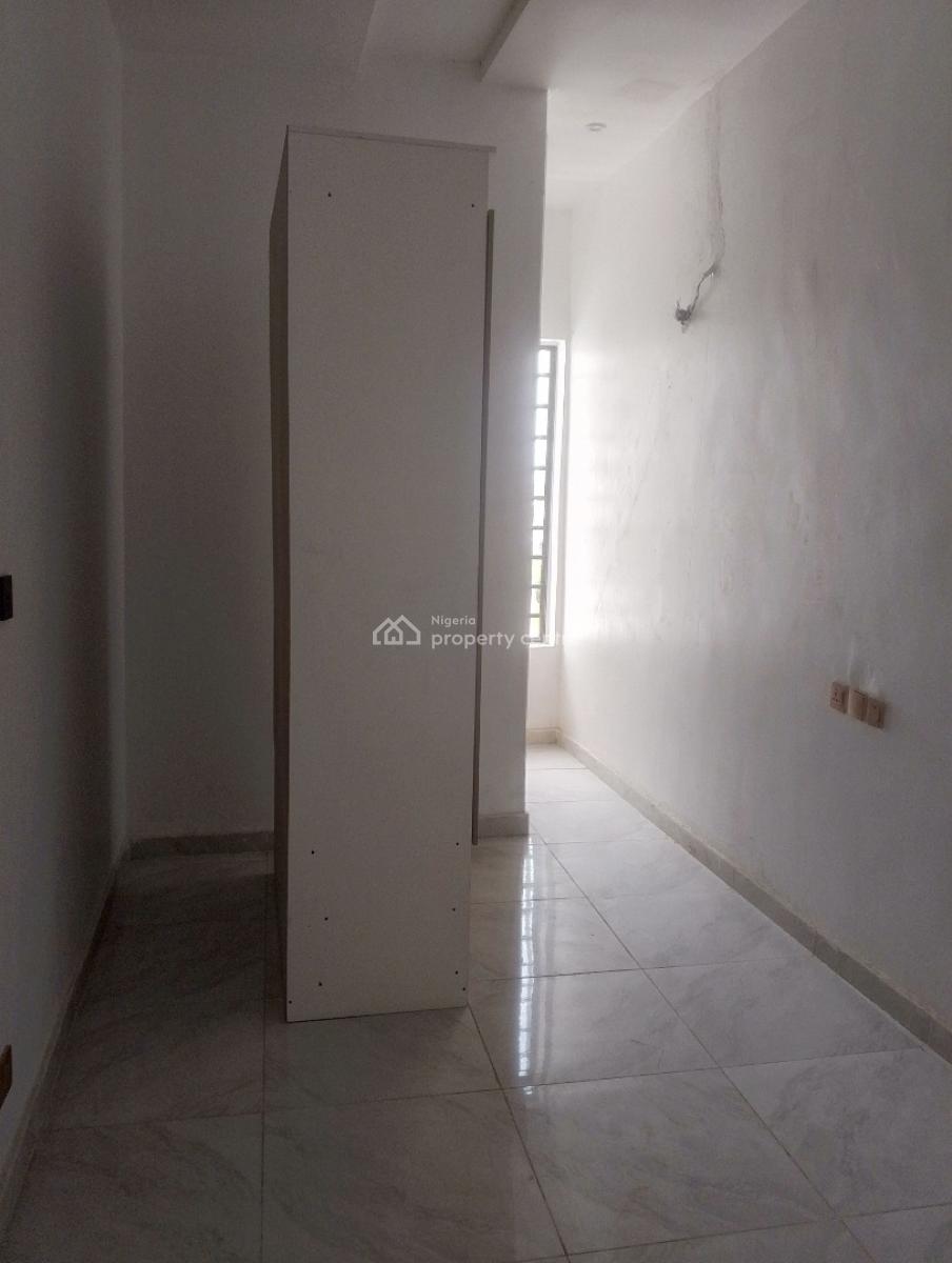 4bedroom Semi Detached House Within a Gated Estate, Ikota Villa, Ikota, Lekki, Lagos, Semi-detached Duplex for Sale