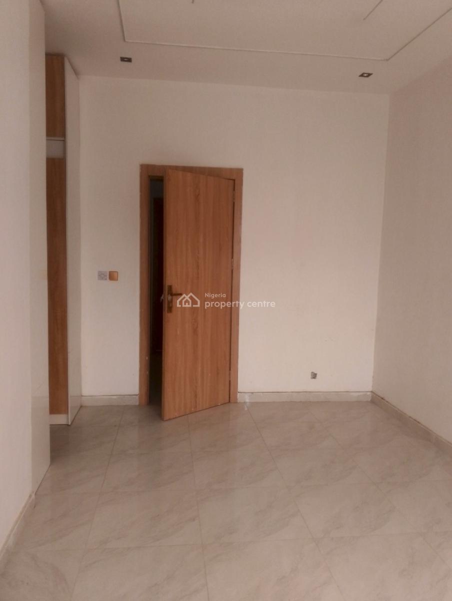 4bedroom Semi Detached House Within a Gated Estate, Ikota Villa, Ikota, Lekki, Lagos, Semi-detached Duplex for Sale