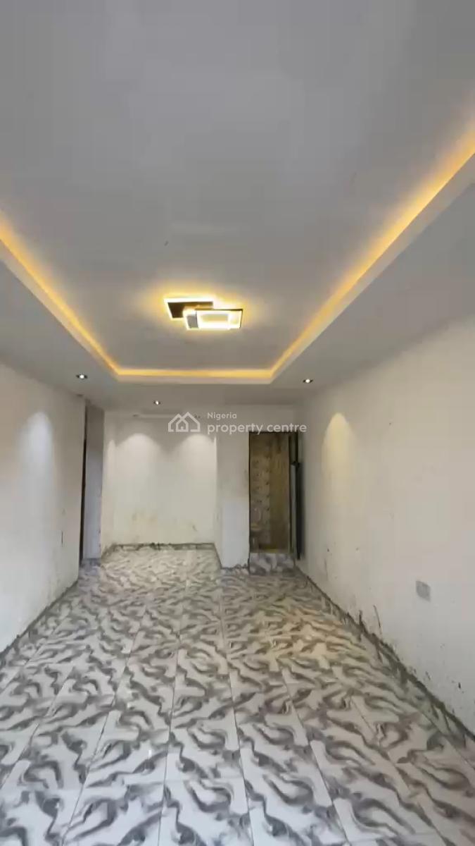 Luxury 2 Bedroom Up Flat Apartment, Ifako, Gbagada, Lagos, Flat / Apartment for Rent