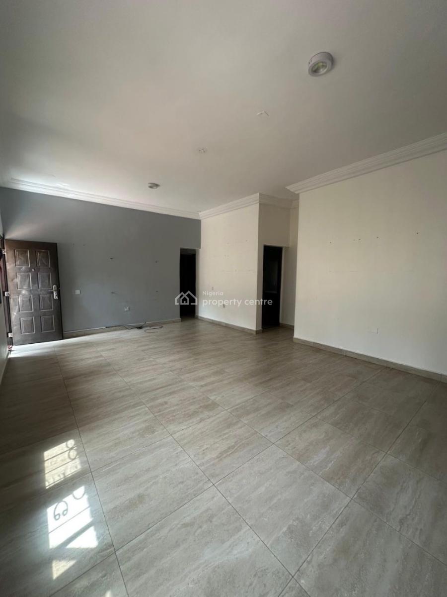 Spacious 3 Bedroom Apartment, Lekki Phase 1, Lekki, Lagos, Flat / Apartment for Rent