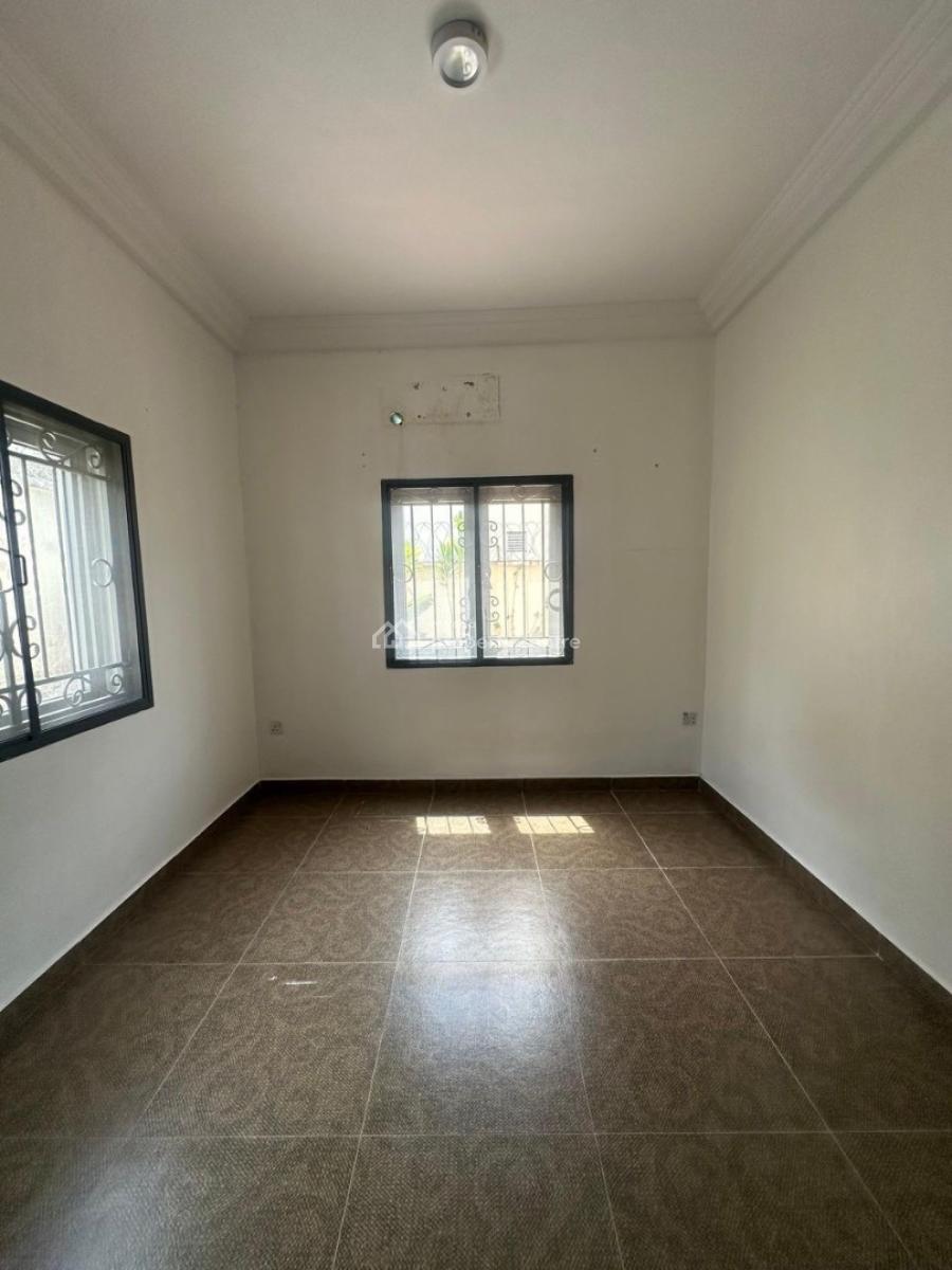 Spacious 3 Bedroom Apartment, Lekki Phase 1, Lekki, Lagos, Flat / Apartment for Rent