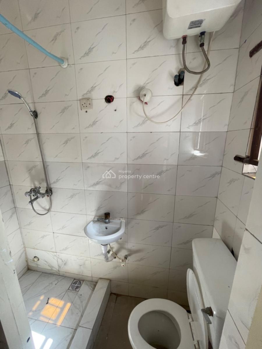 Sharp 1 Bedroom Mini Flat Available, Off Shoprite Road, Lekki Lagos, Osapa, Lekki, Lagos, Mini Flat (room and Parlour) for Rent
