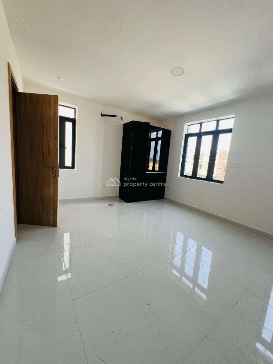 Well Built 2bedroom Apartment with Swimming Pool, Ikate, Lekki, Lagos, Flat / Apartment for Sale