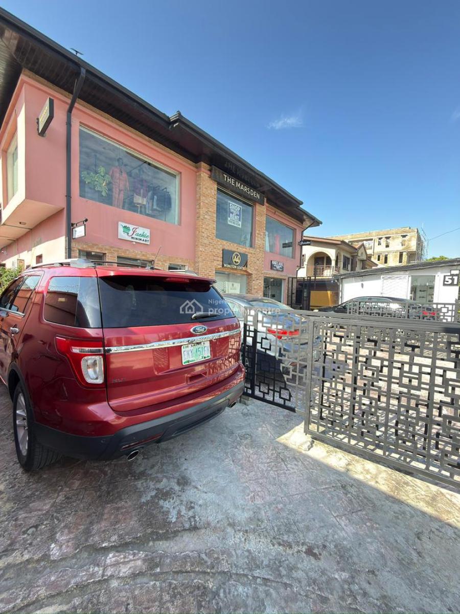Upstairs Shop Space Premium Commercial Unit, Lekki Phase 1, Lekki, Lagos, Shop for Rent