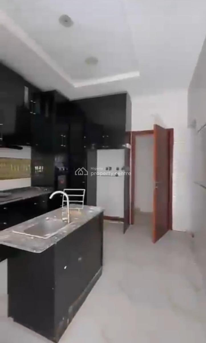 Massive Master Bedroom with Mini Parlor { Video}, Ikota Villa Estate, Ikota, Lekki, Lagos, Mini Flat (room and Parlour) for Rent