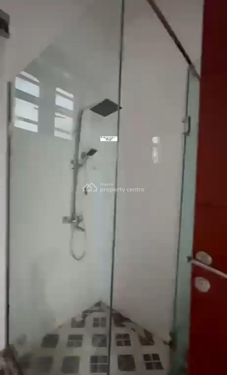 Massive Master Bedroom with Mini Parlor { Video}, Ikota Villa Estate, Ikota, Lekki, Lagos, Mini Flat (room and Parlour) for Rent