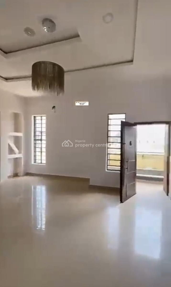 Massive Master Bedroom with Mini Parlor { Video}, Ikota Villa Estate, Ikota, Lekki, Lagos, Mini Flat (room and Parlour) for Rent
