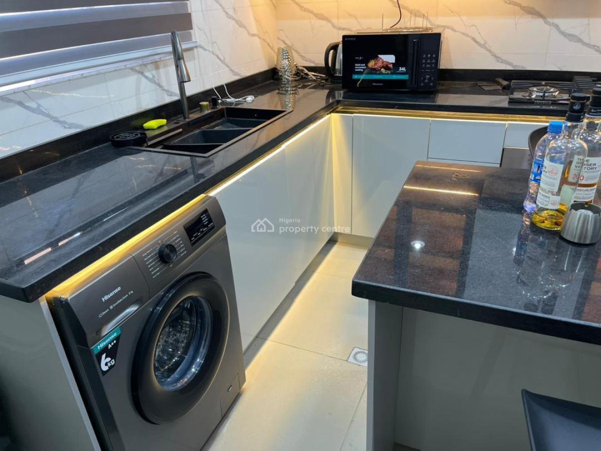 Luxury 3-bedroom Apartment (flexible 2-bedroom Option), Dawaki, Gwarinpa, Abuja, Flat / Apartment Short Let