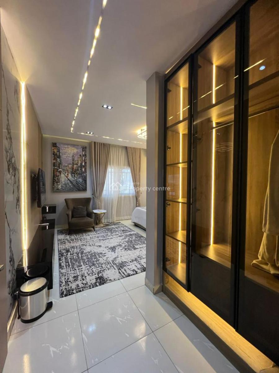 Luxury 3-bedroom Apartment (flexible 2-bedroom Option), Dawaki, Gwarinpa, Abuja, Flat / Apartment Short Let