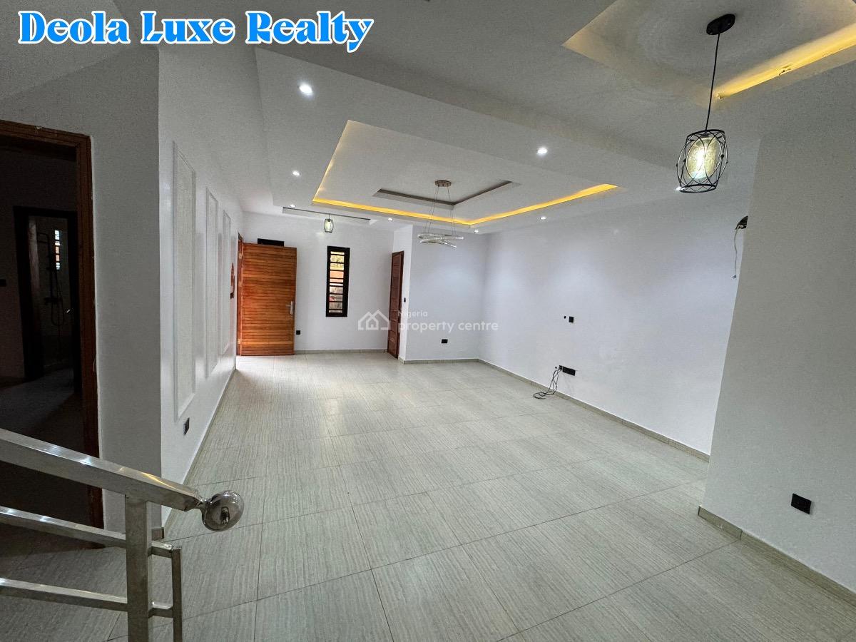 Serious Buyers Only: 4-bedroom Maisonette with Bq, Ikoyi, Lagos, Terraced Duplex for Sale