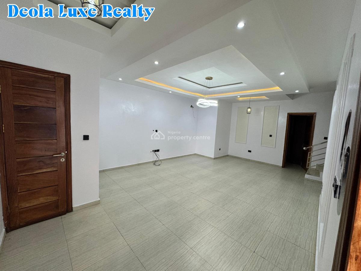 Serious Buyers Only: 4-bedroom Maisonette with Bq, Ikoyi, Lagos, Terraced Duplex for Sale