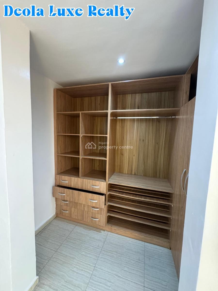 Serious Buyers Only: 4-bedroom Maisonette with Bq, Ikoyi, Lagos, Terraced Duplex for Sale