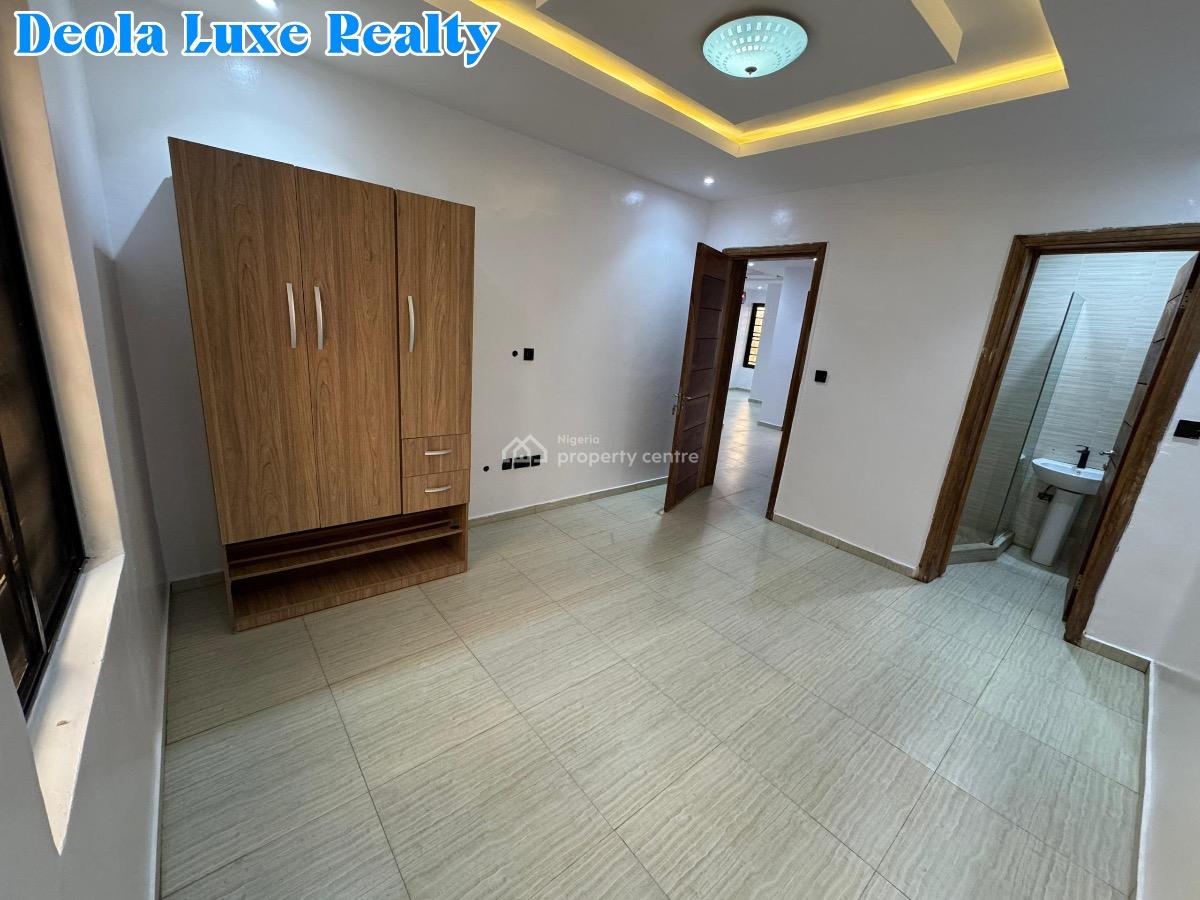 Serious Buyers Only: 4-bedroom Maisonette with Bq, Ikoyi, Lagos, Terraced Duplex for Sale