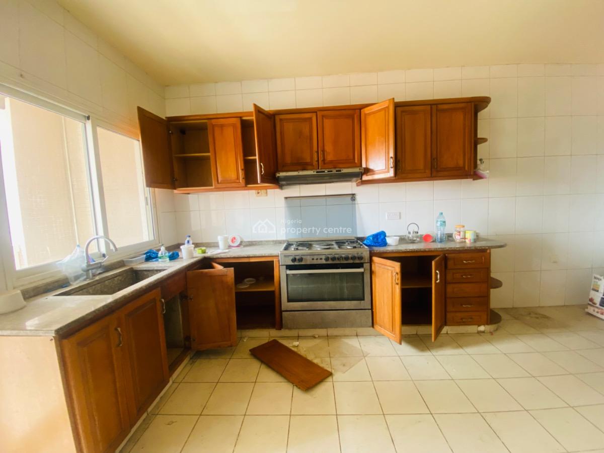 Executive 3 Bedrooms Apartment, Old Ikoyi, Ikoyi, Lagos, Flat / Apartment for Rent